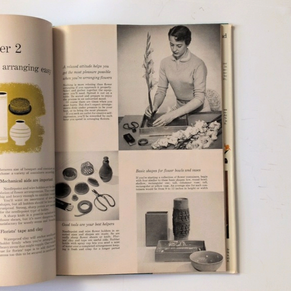 Better Homes & Gardens: Flower Arranging - 1957 - Picture 10 of 16